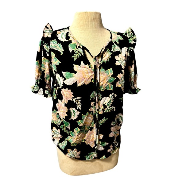 Who What Wear Black Floral Top – Size Small - Picture 2 of 6